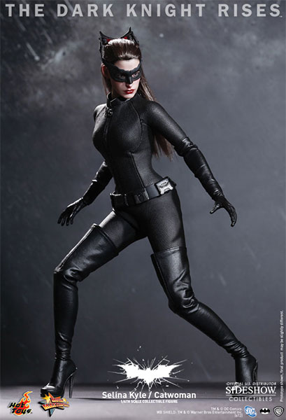 DC Comics Selina Kyle - Catwoman Sixth Scale Figure  Collector Edition View 2
