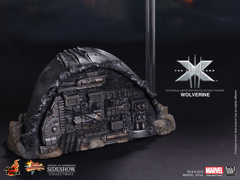 Marvel Wolverine Sixth Scale Figure  View 14
