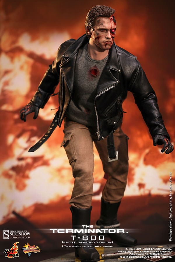 T-800 Battle Damaged Version by Hot Toys | Sideshow Collectibles
