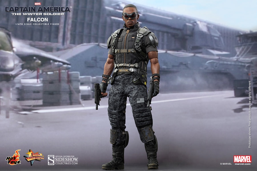 Marvel Falcon Sixth Scale Figure  View 7