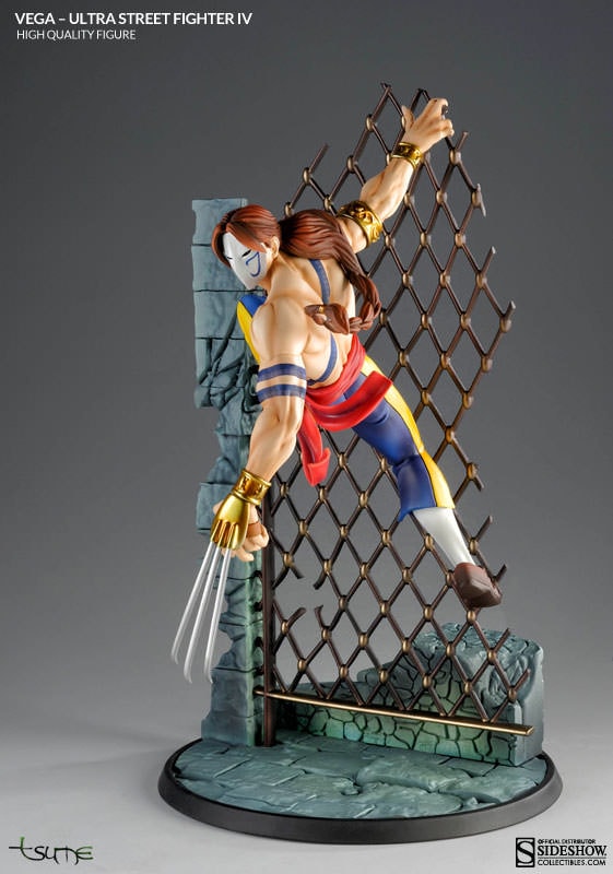 Street Fighter Vega Collectible Figure  View 1