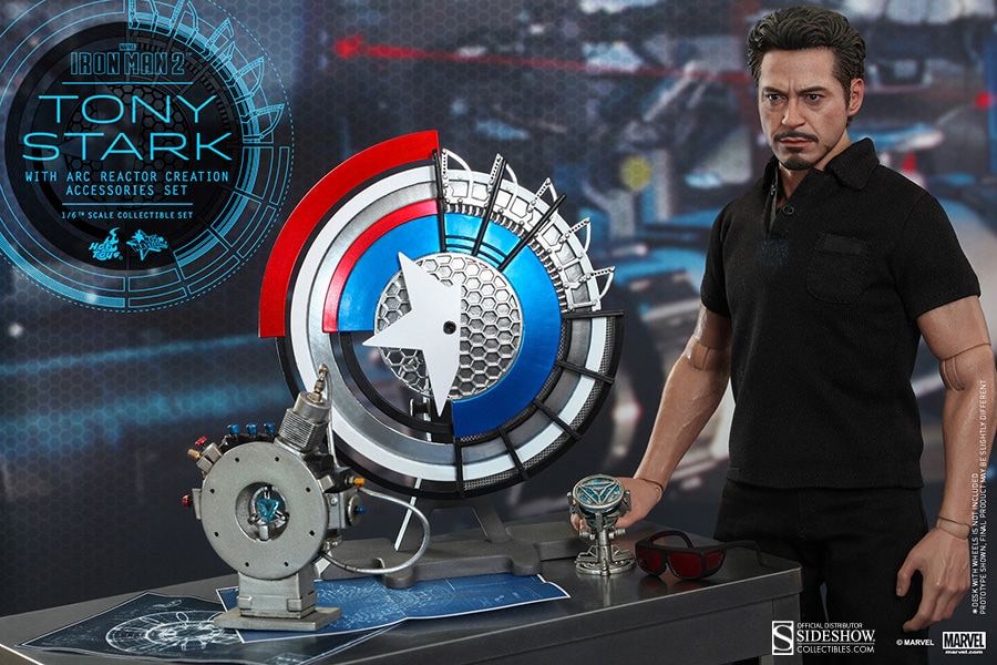 Marvel Tony Stark with Arc Reactor Creation Accessories Sixth Scale Figure Set  View 4