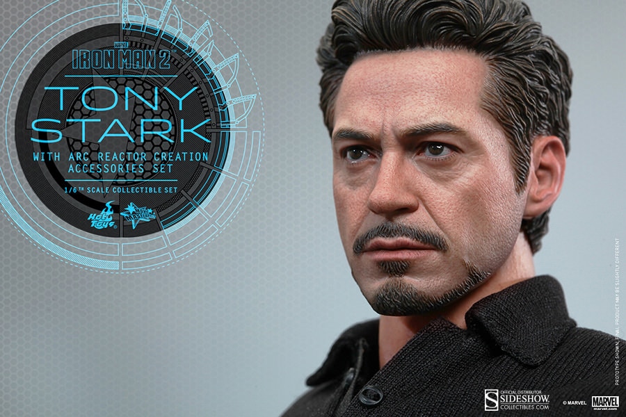 Marvel Tony Stark with Arc Reactor Creation Accessories Sixth Scale Figure Set  View 11