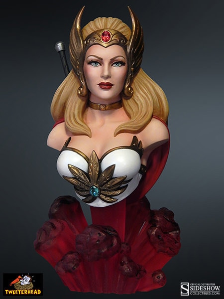 Masters of the Universe She-Ra, Princess of Power Collectible Bust  View 2