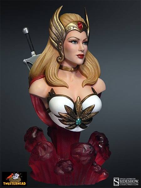 Masters of the Universe She-Ra, Princess of Power Collectible Bust  View 3