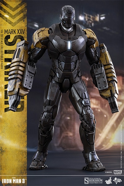 Hot toys iron man striker 2025