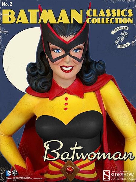 DC Comics Classic Batwoman Kathy Kane Maquette  (Prototype Shown) View 4