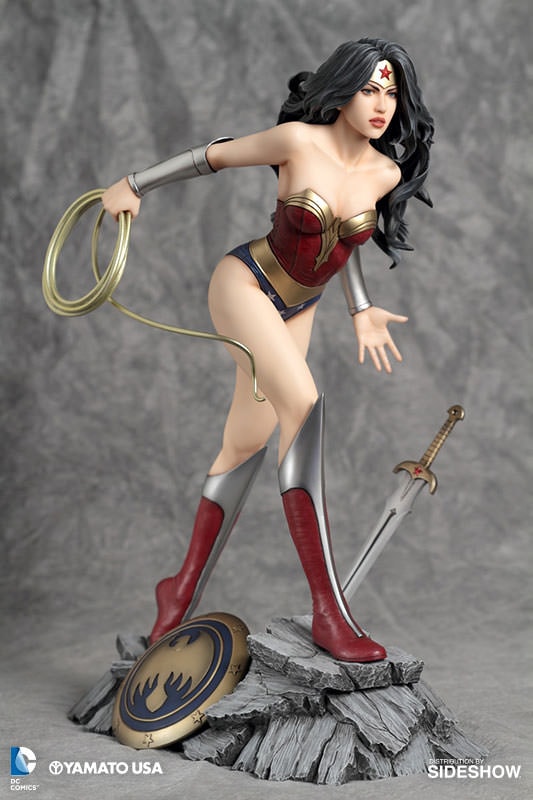 Wonder Woman Statue | Sideshow Collectibles