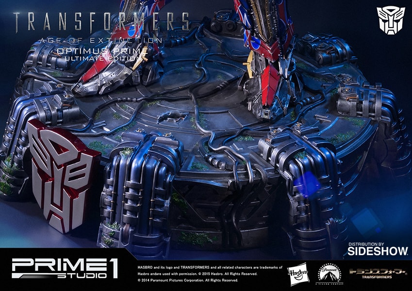 Optimus Prime Ultimate Edition Collector Edition - Prototype Shown