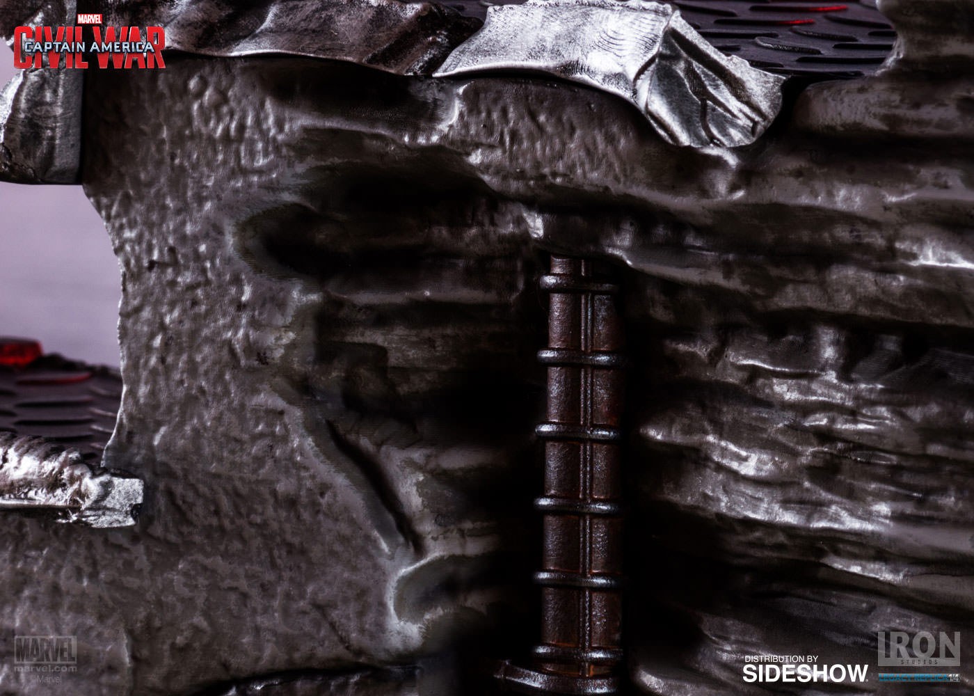 Marvel Black Panther Polystone Statue  (Prototype Shown) View 7