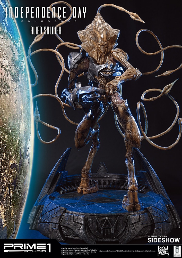Independence Day: Resurgence Alien Soldier Polystone Statue  (Prototype Shown) View 2