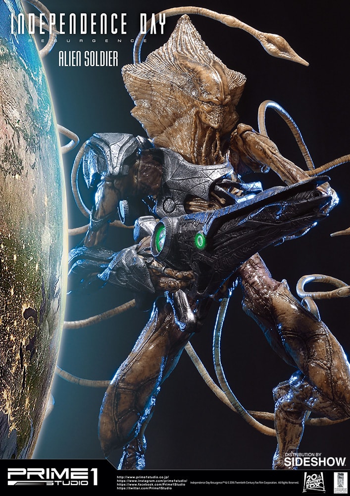 Independence Day: Resurgence Alien Soldier Polystone Statue  (Prototype Shown) View 4