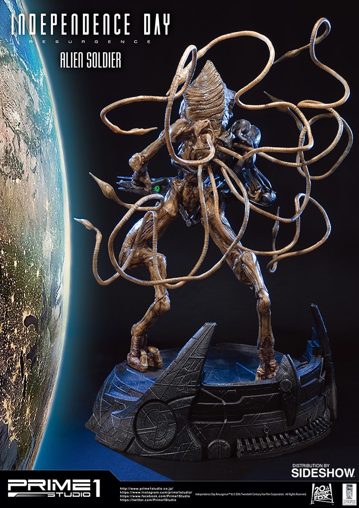 Independence Day: Resurgence Alien Soldier Polystone Statue  (Prototype Shown) View 18