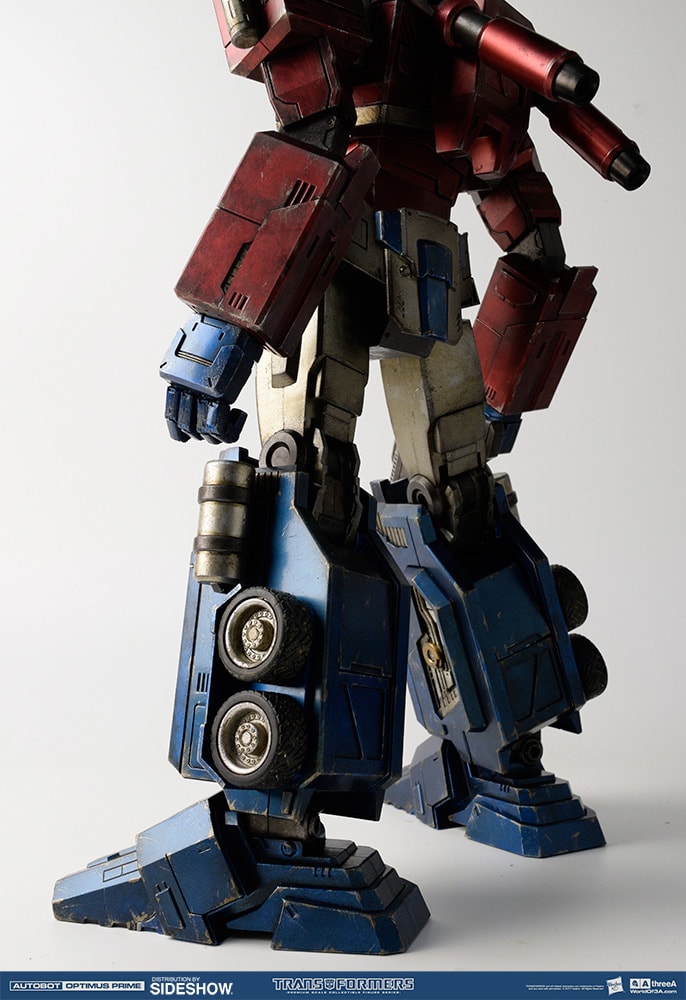 Transformers Optimus Prime Classic Edition Collectible Figure  (Prototype Shown) View 21