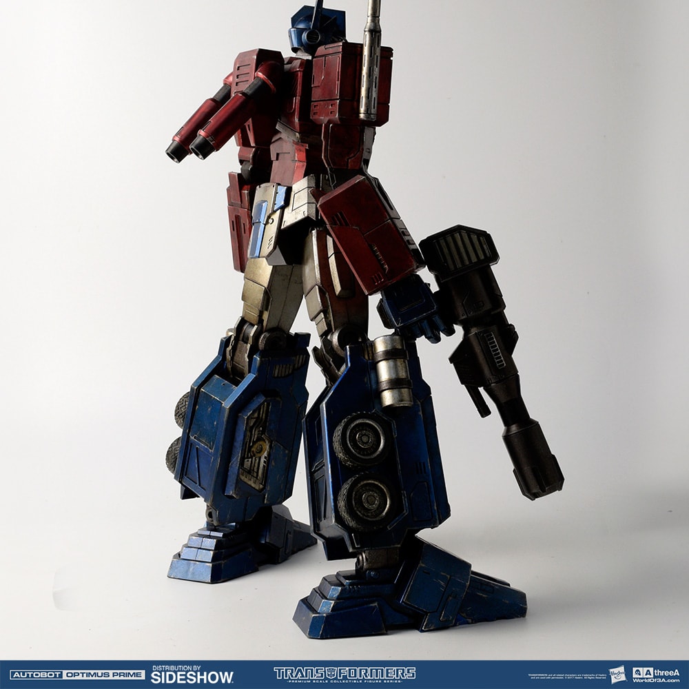 Transformers Optimus Prime Classic Edition Collectible Figure  (Prototype Shown) View 22