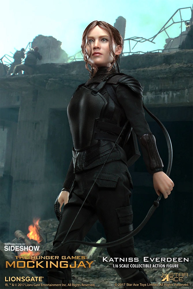 The Hunger Games Katniss Everdeen Sixth Scale Figure  (Prototype Shown) View 11