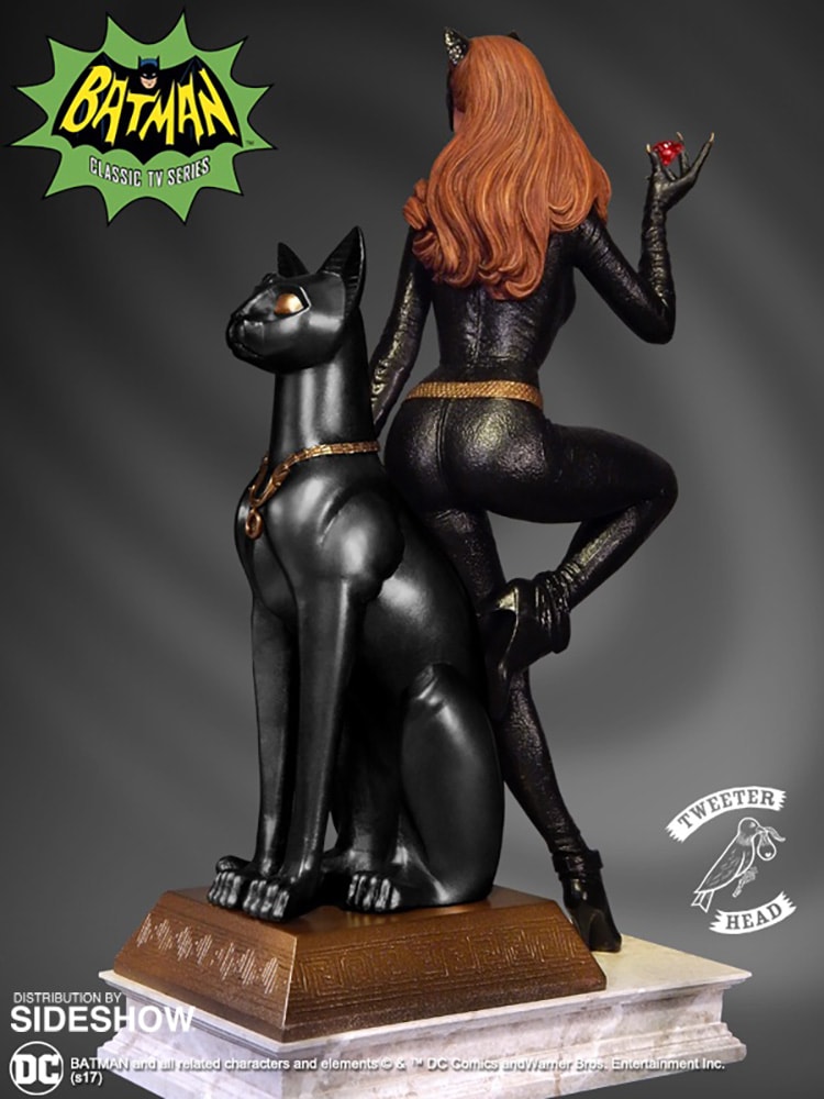 DC Comics Catwoman Ruby Edition Variant Maquette by Tweeterh
