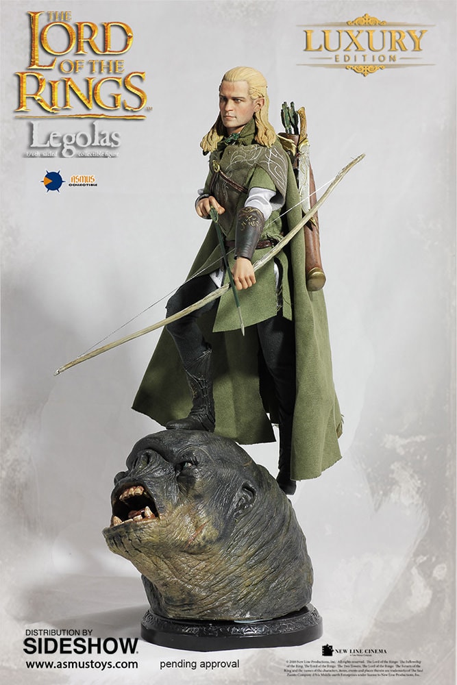 The Lord of the Rings Legolas Luxury Edition Sixth Scale Fig