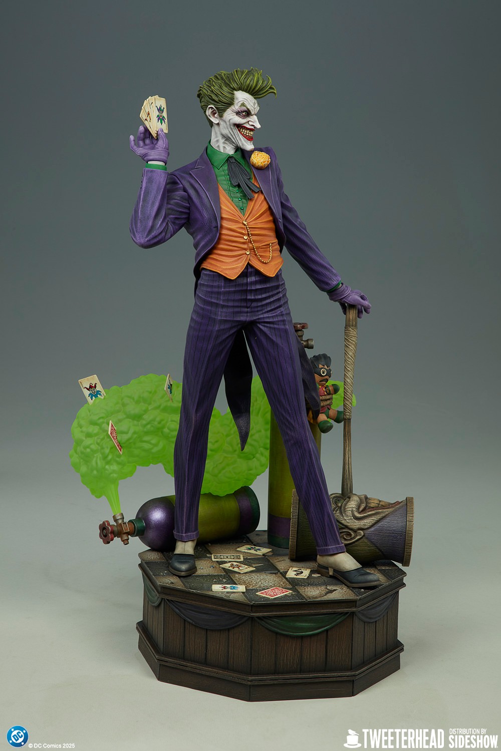 DC Comics The Joker Quarter Scale Maquette  (Prototype Shown) View 6
