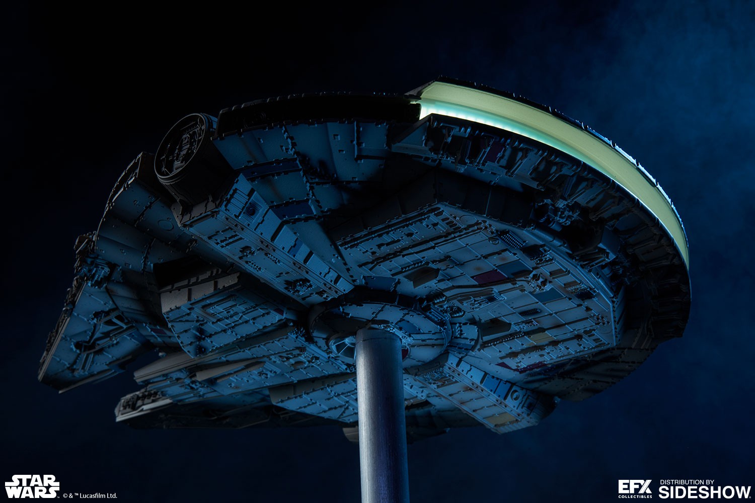Star Wars Millennium Falcon Scaled Replica  View 24