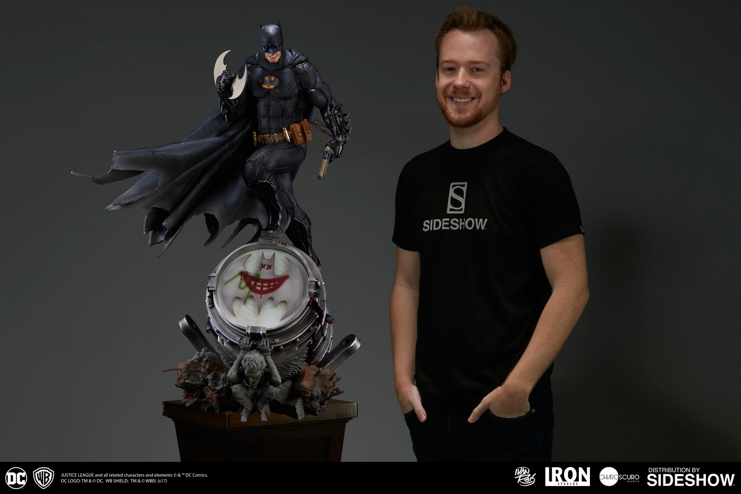 DC Comics Batman Black Edition Statue by Iron Studios | Sideshow