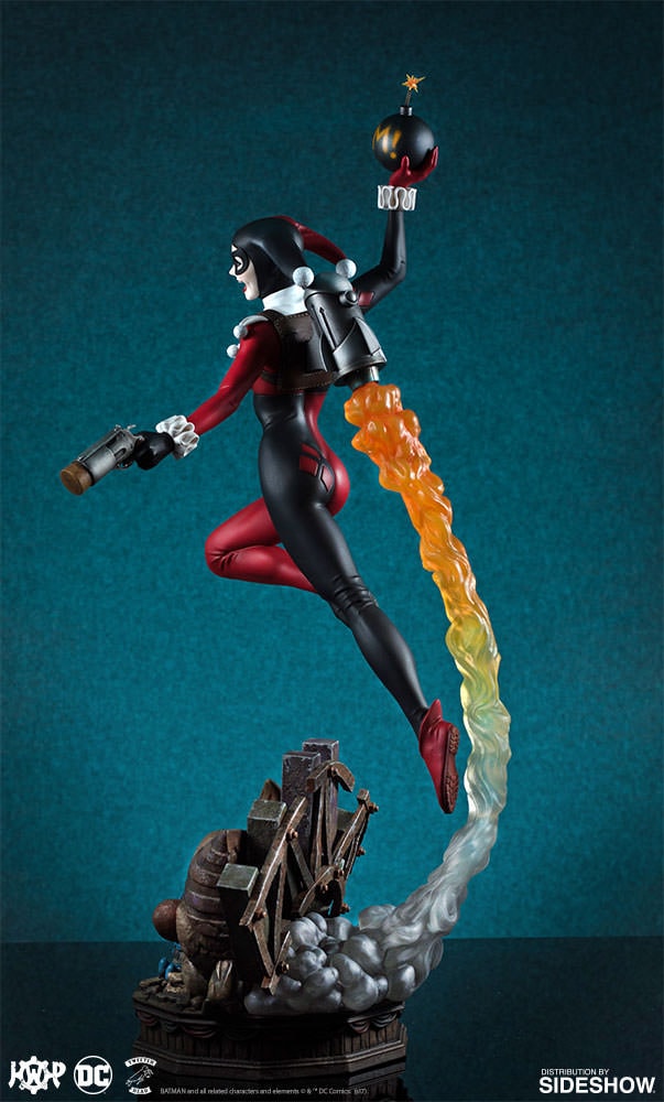 DC Comics Harley Quinn Maquette  (Prototype Shown) View 2