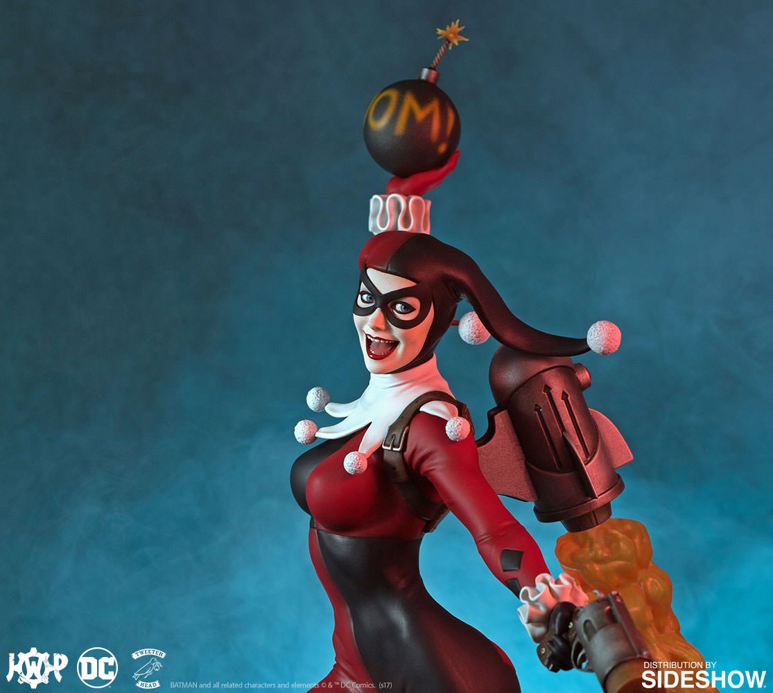 DC Comics Harley Quinn Maquette  (Prototype Shown) View 8