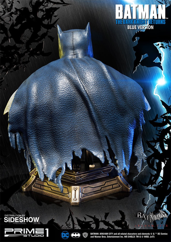 Batman Blue Version Exclusive Edition (Prototype Shown) View 7