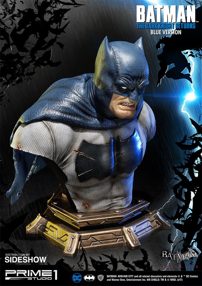 Batman Blue Version Exclusive Edition (Prototype Shown) View 9