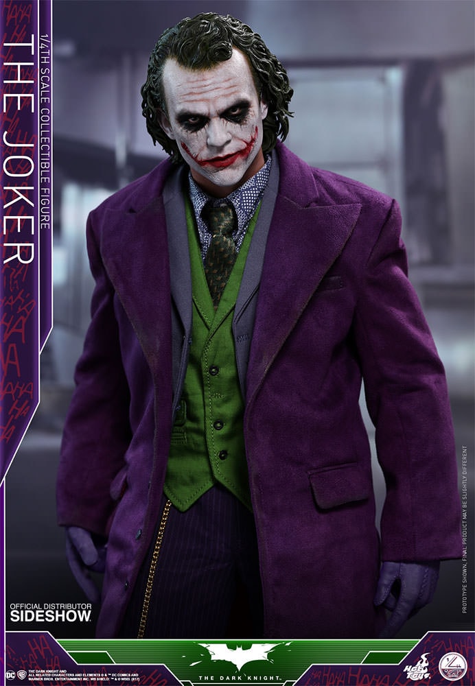 The Joker 1/4 Scale Figure by Hot Toys | Sideshow Collectibles