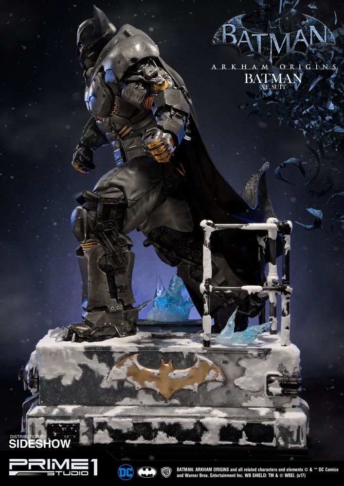Batman XE Suit Collector Edition (Prototype Shown) View 21