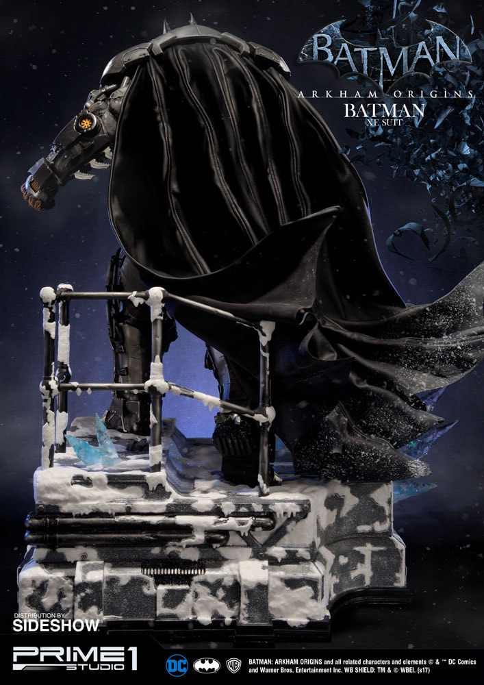 Batman XE Suit Collector Edition (Prototype Shown) View 20