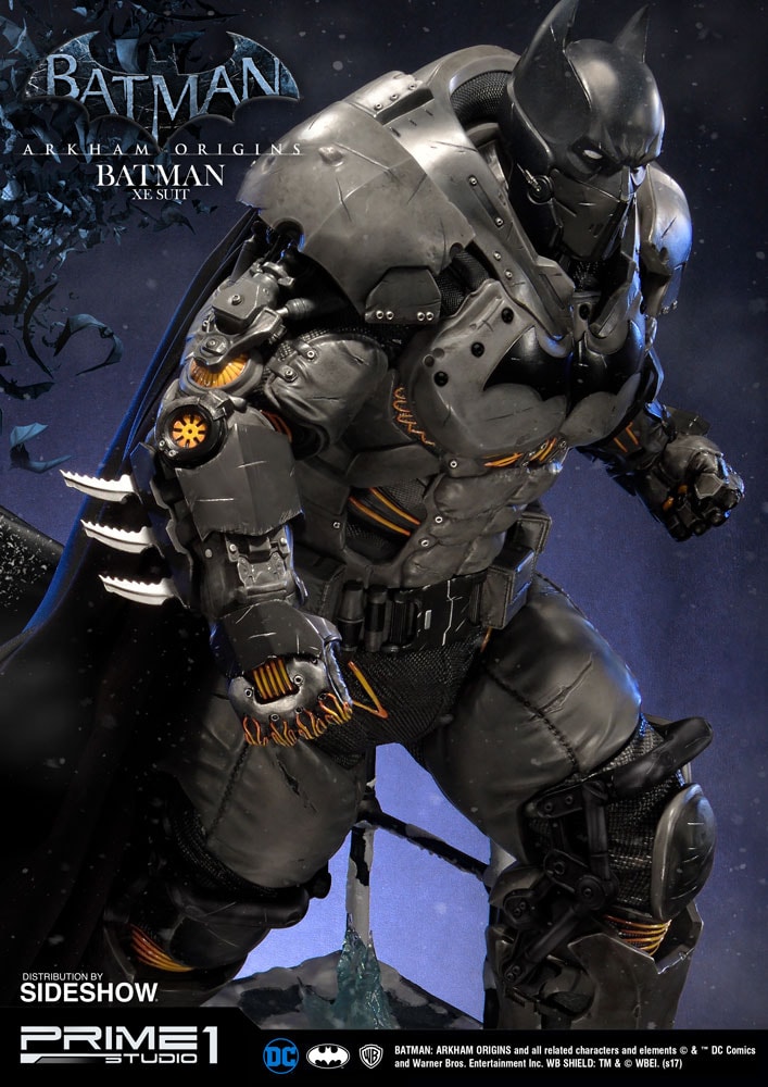 Batman XE Suit Collector Edition (Prototype Shown) View 17
