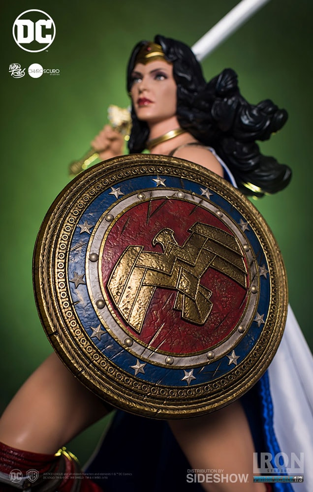 Wonder Woman (Prototype Shown) View 15