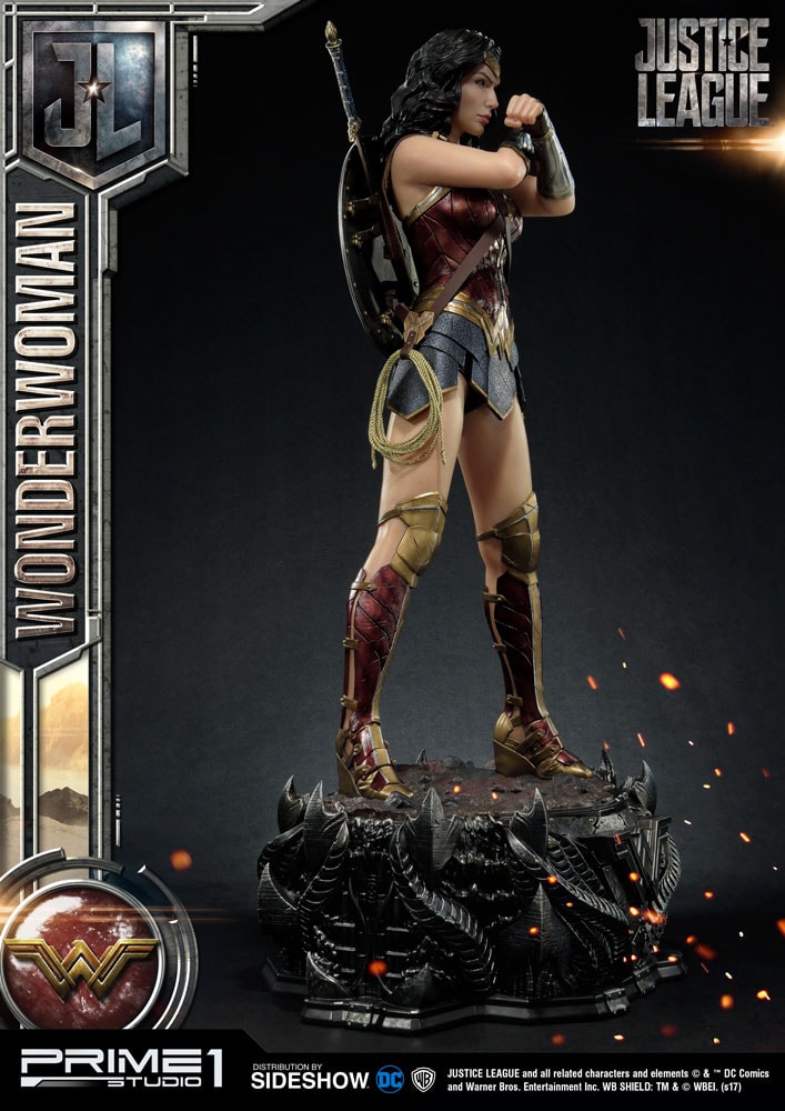DC Comics Wonder Woman Statues  (Prototype Shown) View 9