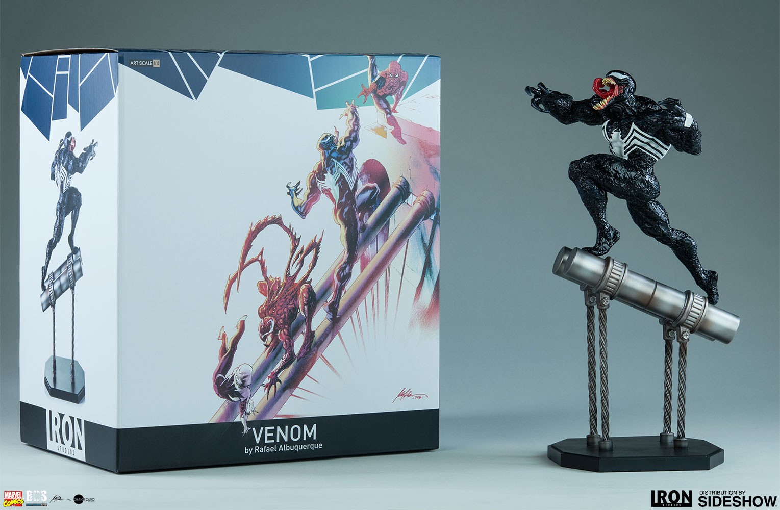 Marvel Venom 1:10 Scale Statue  View 16
