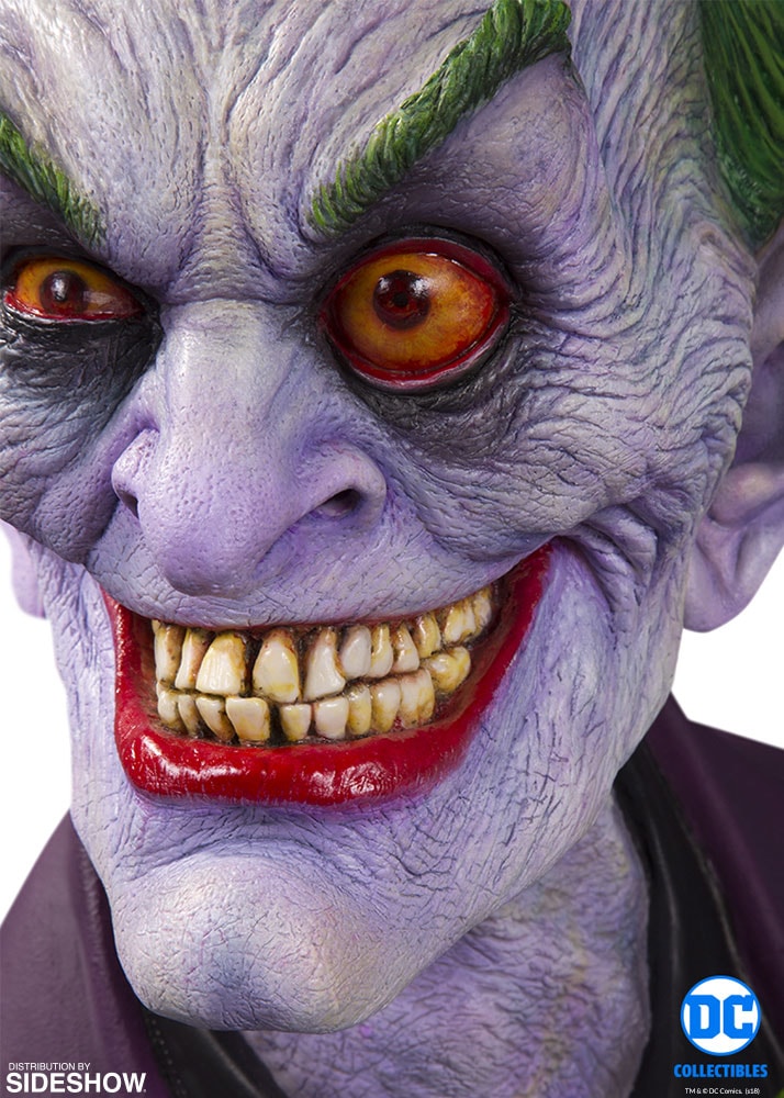 DC Comics The Joker Ultimate Edition Bust by DC Collectibles