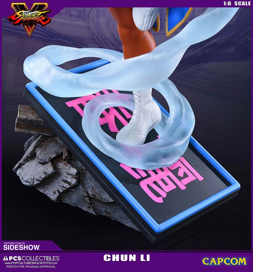 Street Fighter Chun-Li V-Trigger Statues  Collector Edition (Prototype Shown) View 8