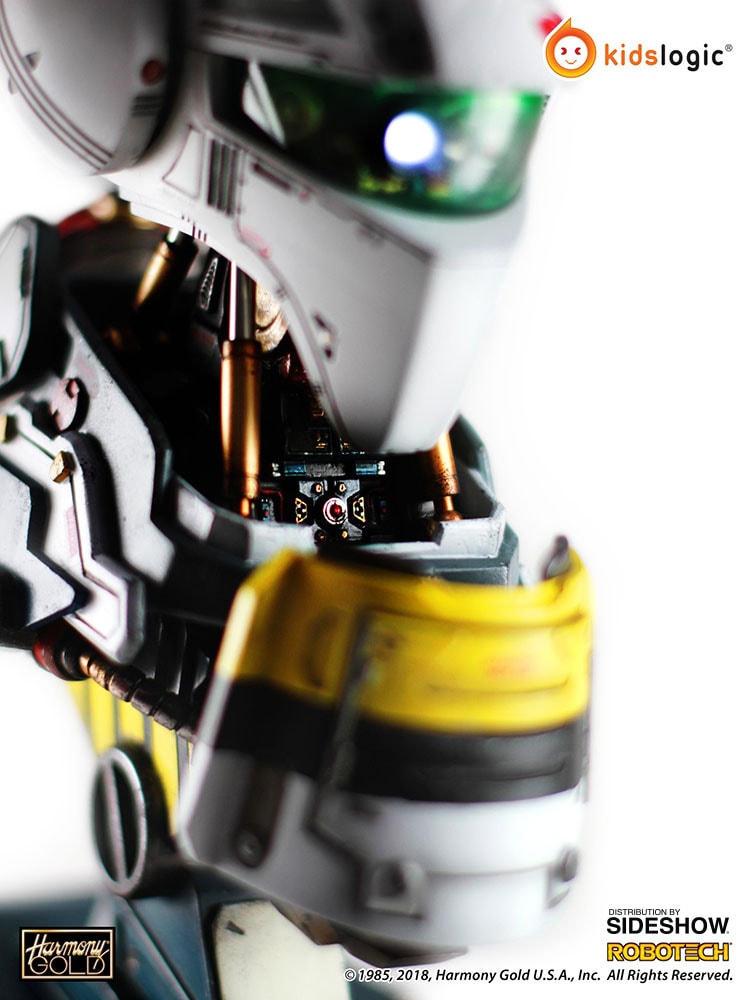 Robotech Saga Valkyrie VF-1S Mechanical Bust Statue  (Prototype Shown) View 5