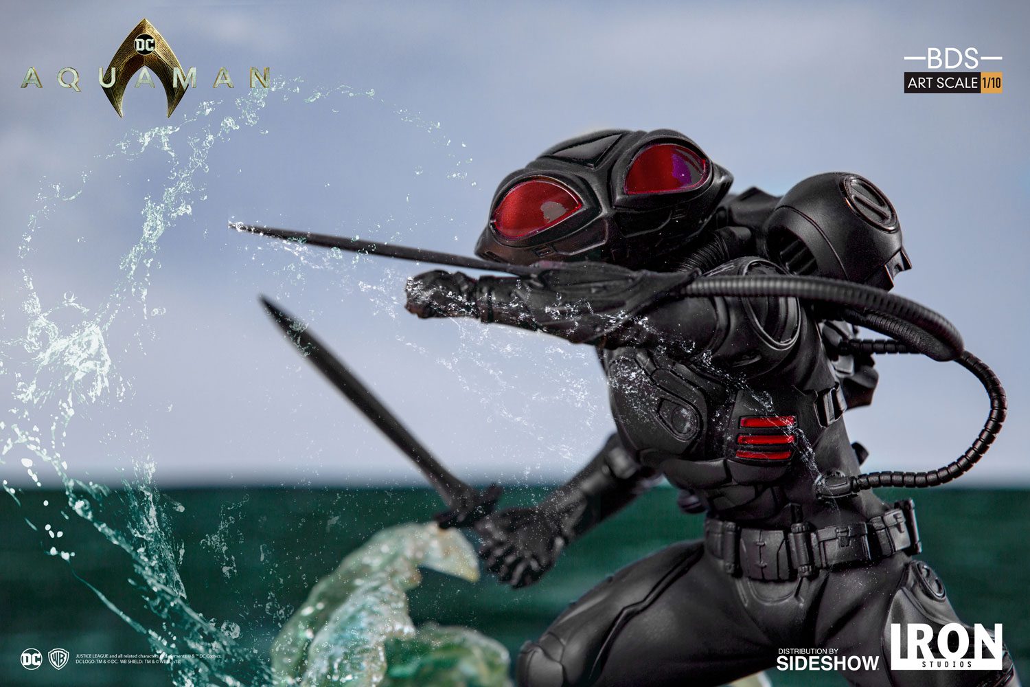 DC Comics Black Manta 1:10 Scale Statue  (Prototype Shown) View 1