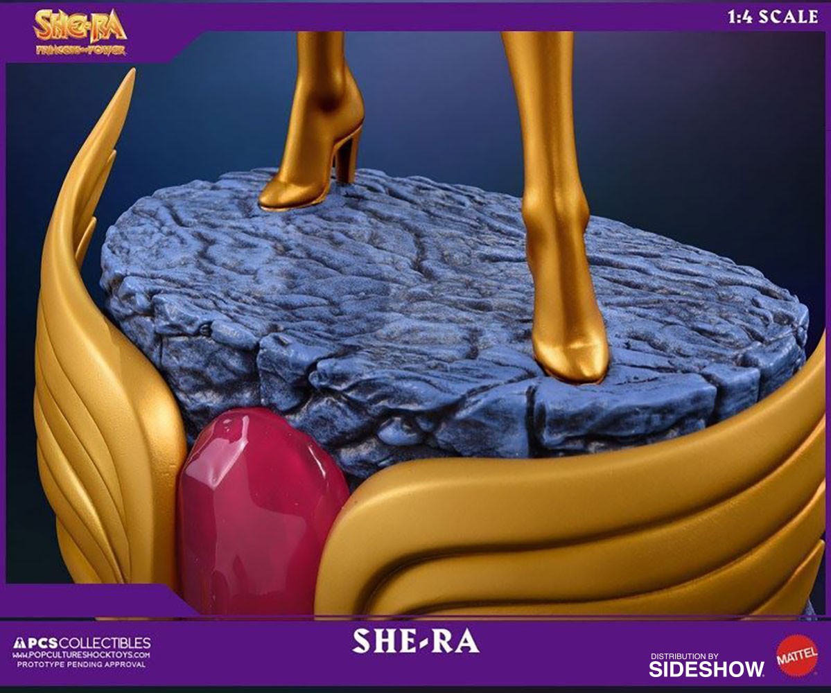 Masters of the Universe She-Ra Statues  Collector Edition View 3