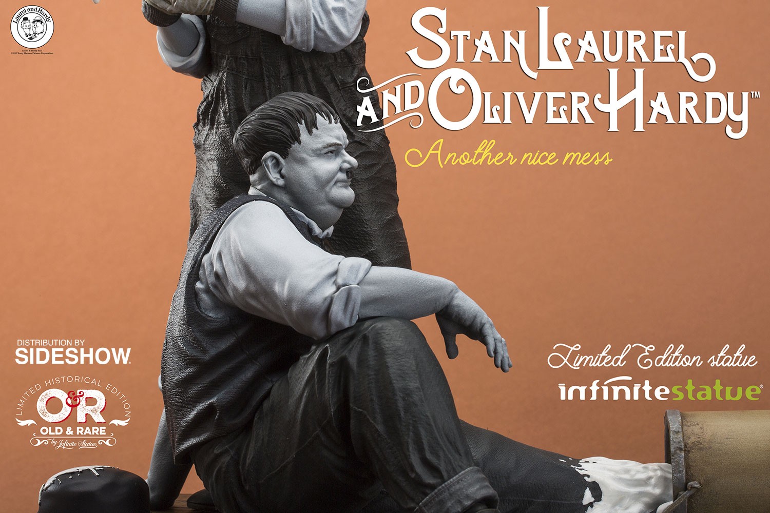 Stan Laurel & Oliver Hardy Stan Laurel and Oliver Hardy Statues  (Prototype Shown) View 10