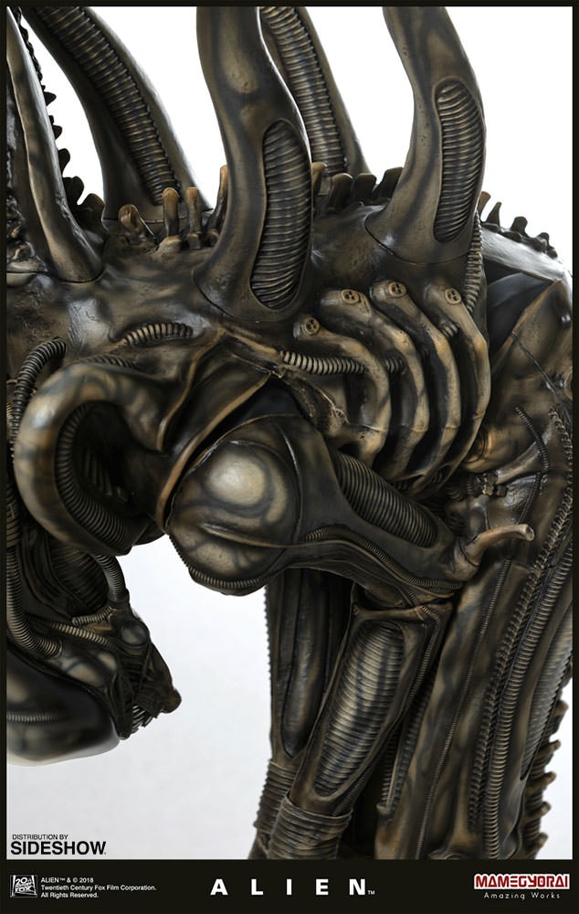 Alien Alien Big Chap Statue by Mamegyorai | Sideshow Collectibles