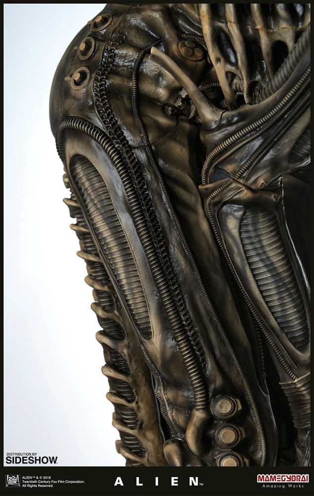 Alien Alien Big Chap Statue by Mamegyorai | Sideshow