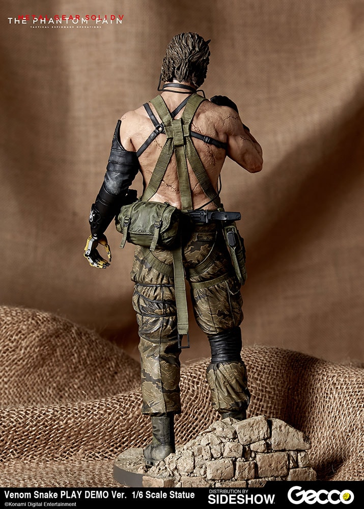 Venom Snake Play Demo Version Statue by Gecco | Sideshow Collectibles