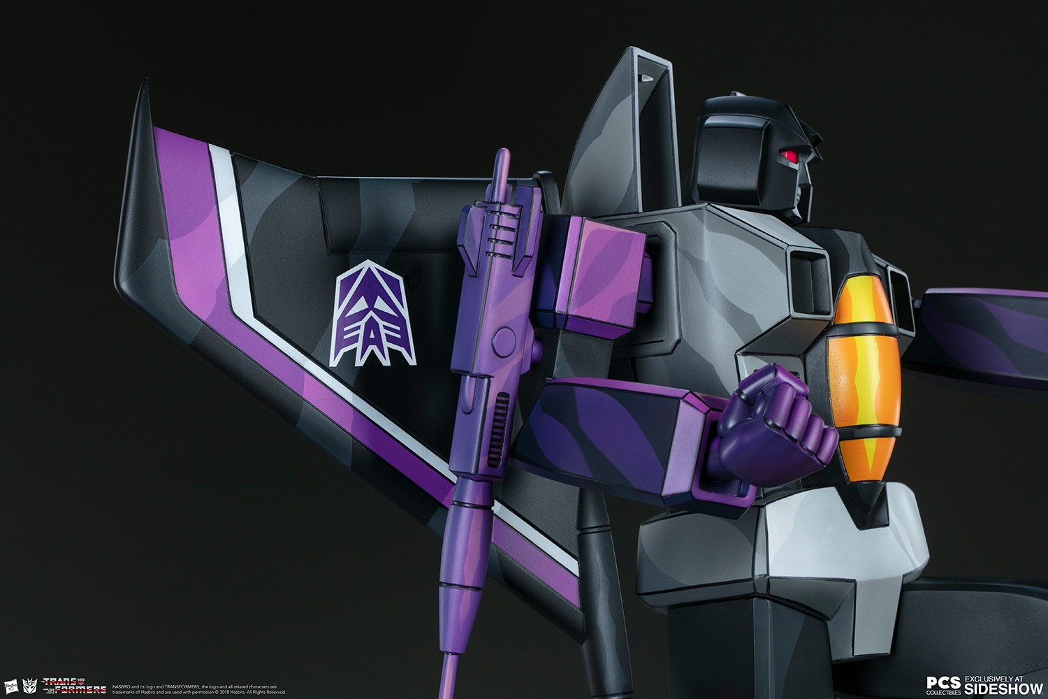 Transformers Skywarp - G1 Statues  (Prototype Shown) View 14