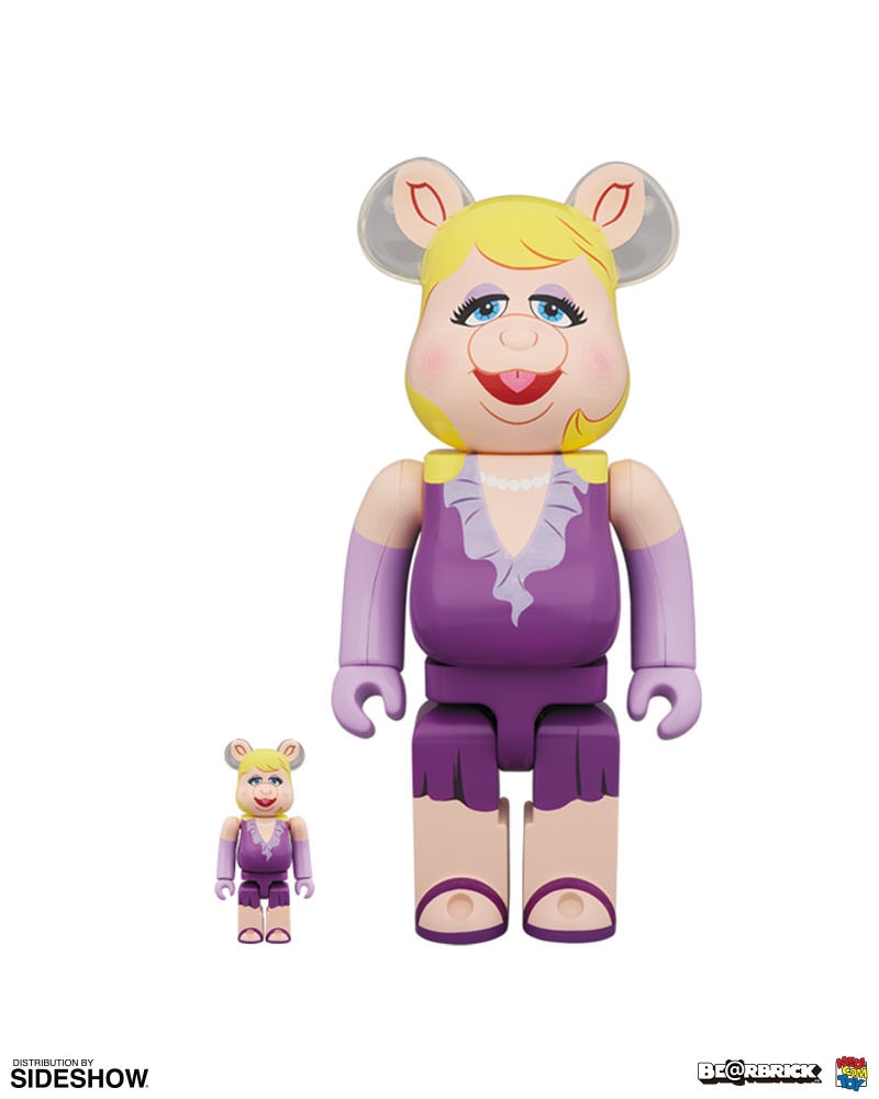 熱い販売 Bearbrick Disney Miss Set Collectible 400 & 100 Piggy キャラクターグッズ