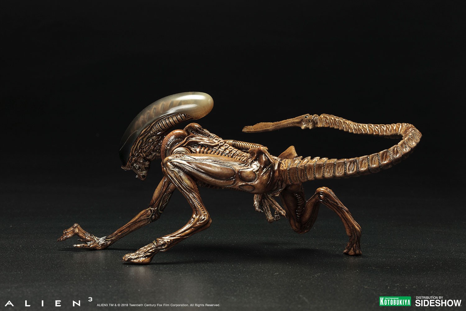 Alien 3 Dog Alien 1:10 Scale Statue  (Prototype Shown) View 3