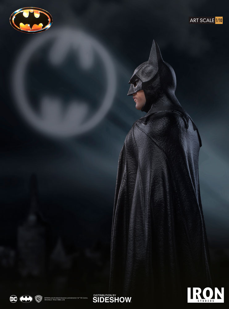 Classic DC Comics Batman 1989 Statue | Sideshow Collectibles