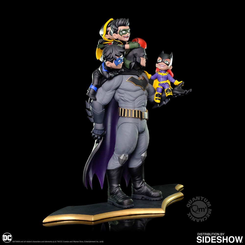 DC Comics Batman "Family" Q-Master Diorama  (Prototype Shown) View 2